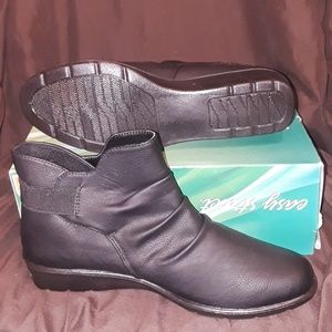 easy street bounty ankle booties